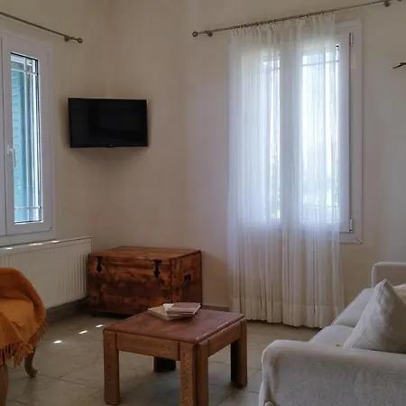 Paps Farm - Alexandria * Agios Petros (Andros)